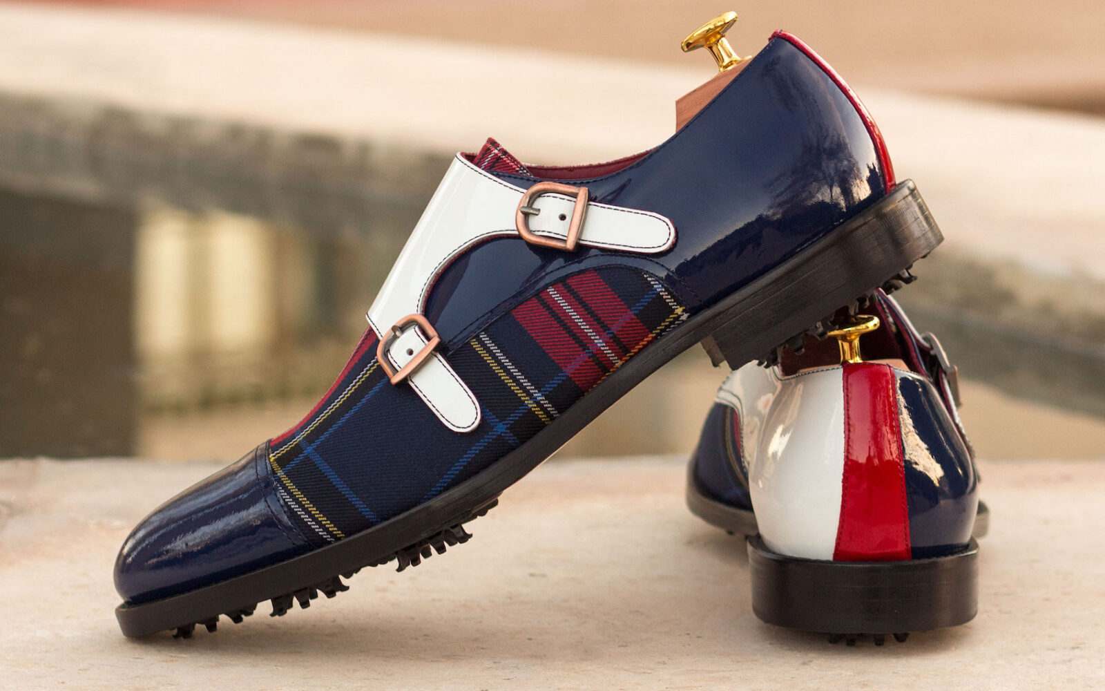 King’s Launches Bespoke Handcrafted Men’s Golf Shoes - MOJEH MEN